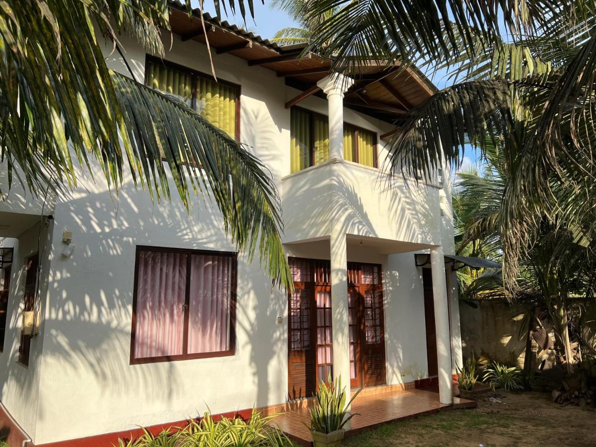 Villa 133 - Hikkaduwa - Chambres d’hôtes