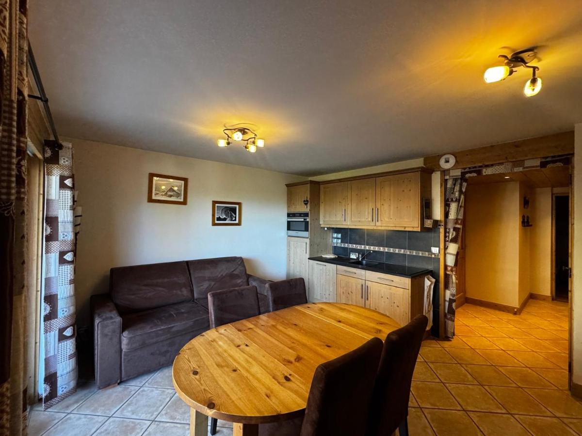 Appartement cosy 6 personnes avec garage, terrasse et wifi au cœur du village, proche pistes et commerces - FR-1-572-251 - Ferienwohnung