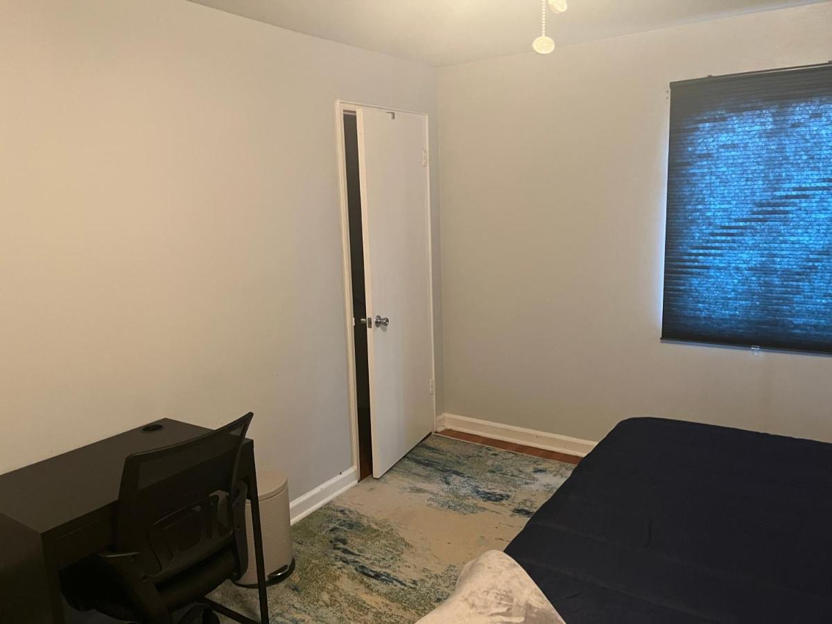 2BR near Airport Franklin Park and Downtown - B&B