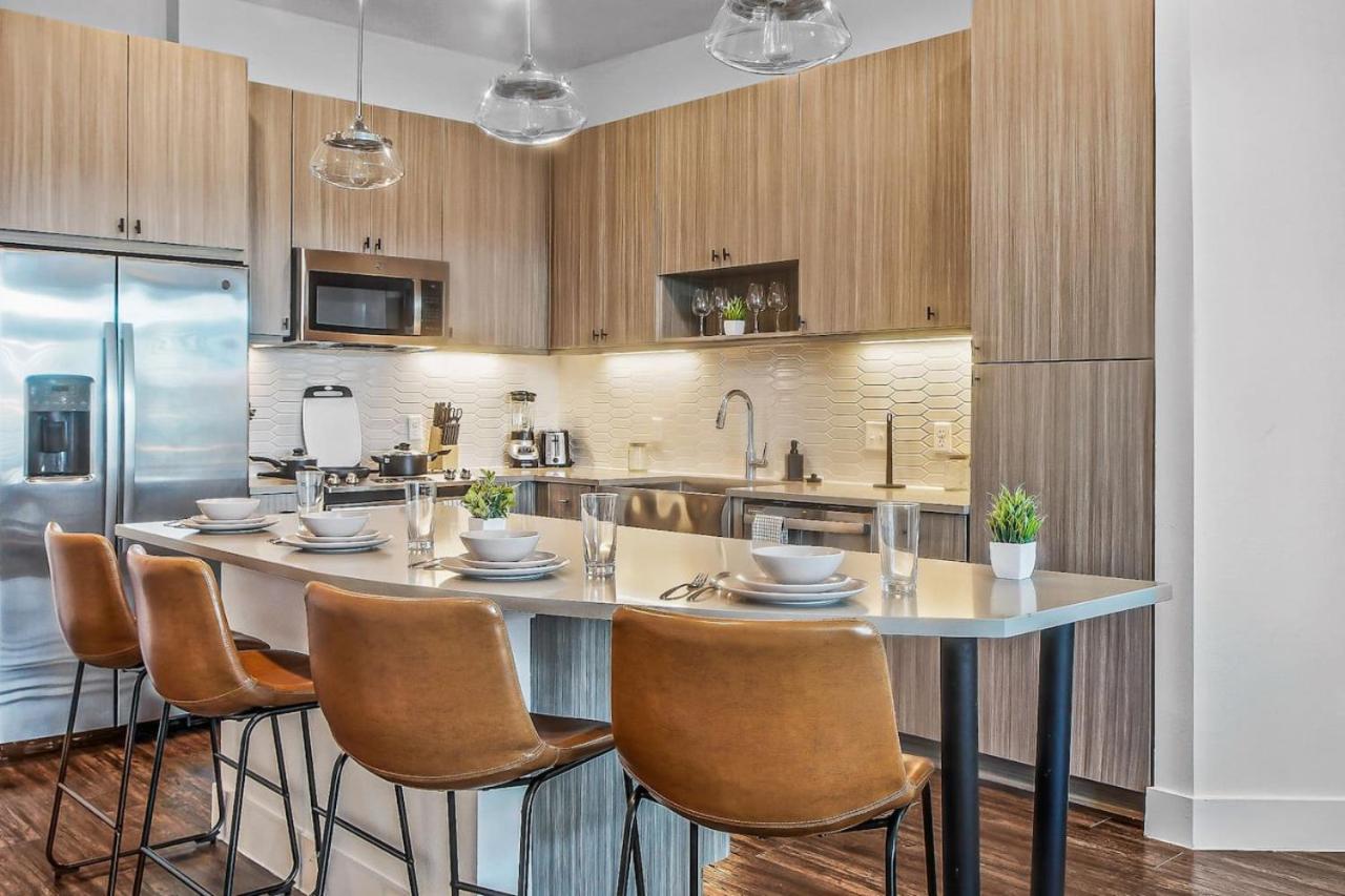 Urban Oasis 2BD 2BR Apartment - Ferienwohnung