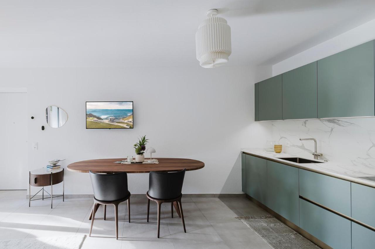 Elegant Olivo Suite with Terrace in Vico Morcote - Ferienwohnung