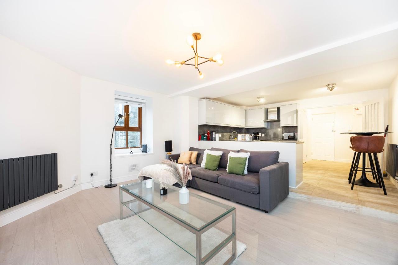 Stylish 1 Bedroom Retreat in North London - B&B