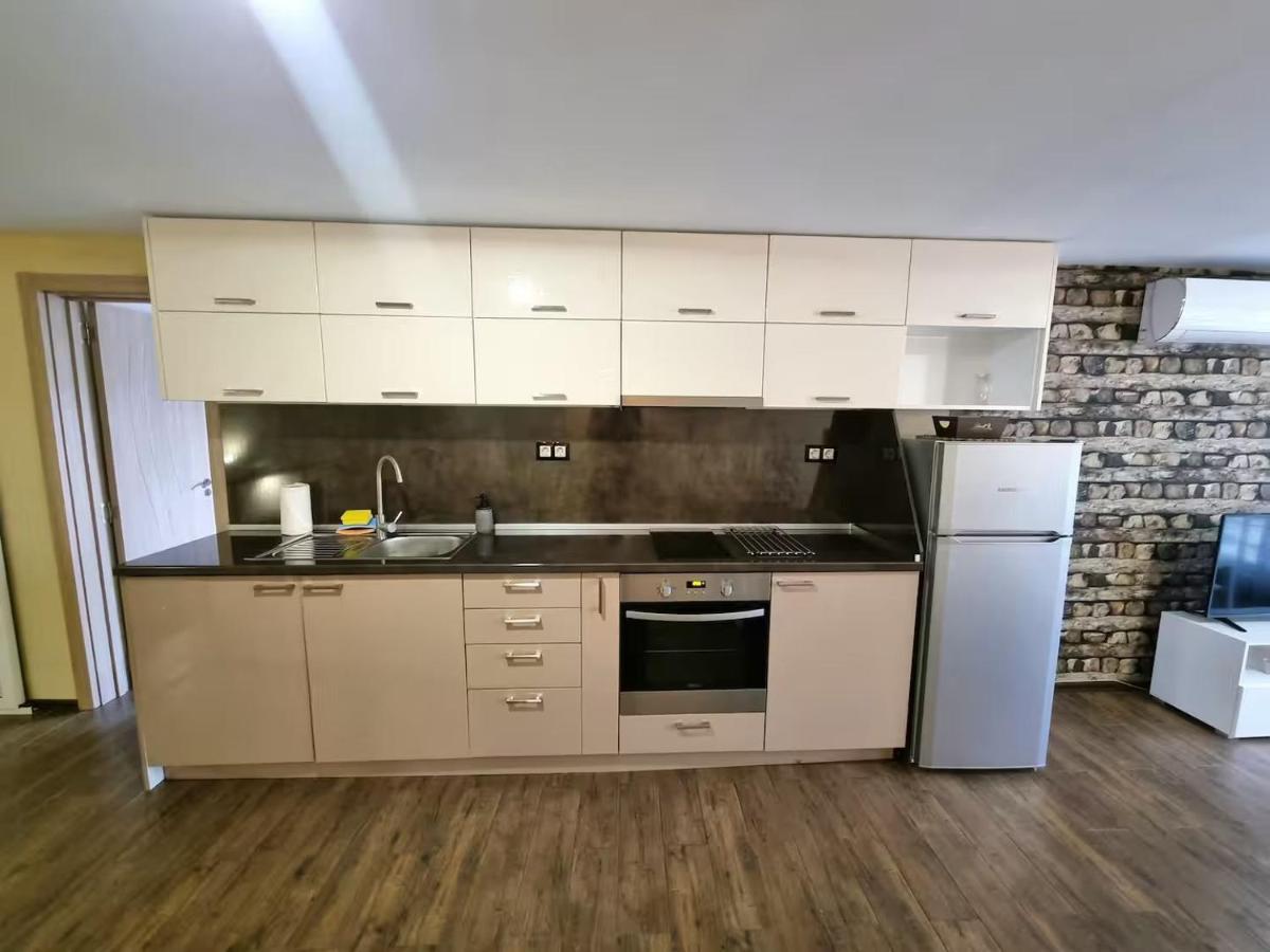 Fast Wi-Fi, Kitchen, In Sofia - Ferienwohnung