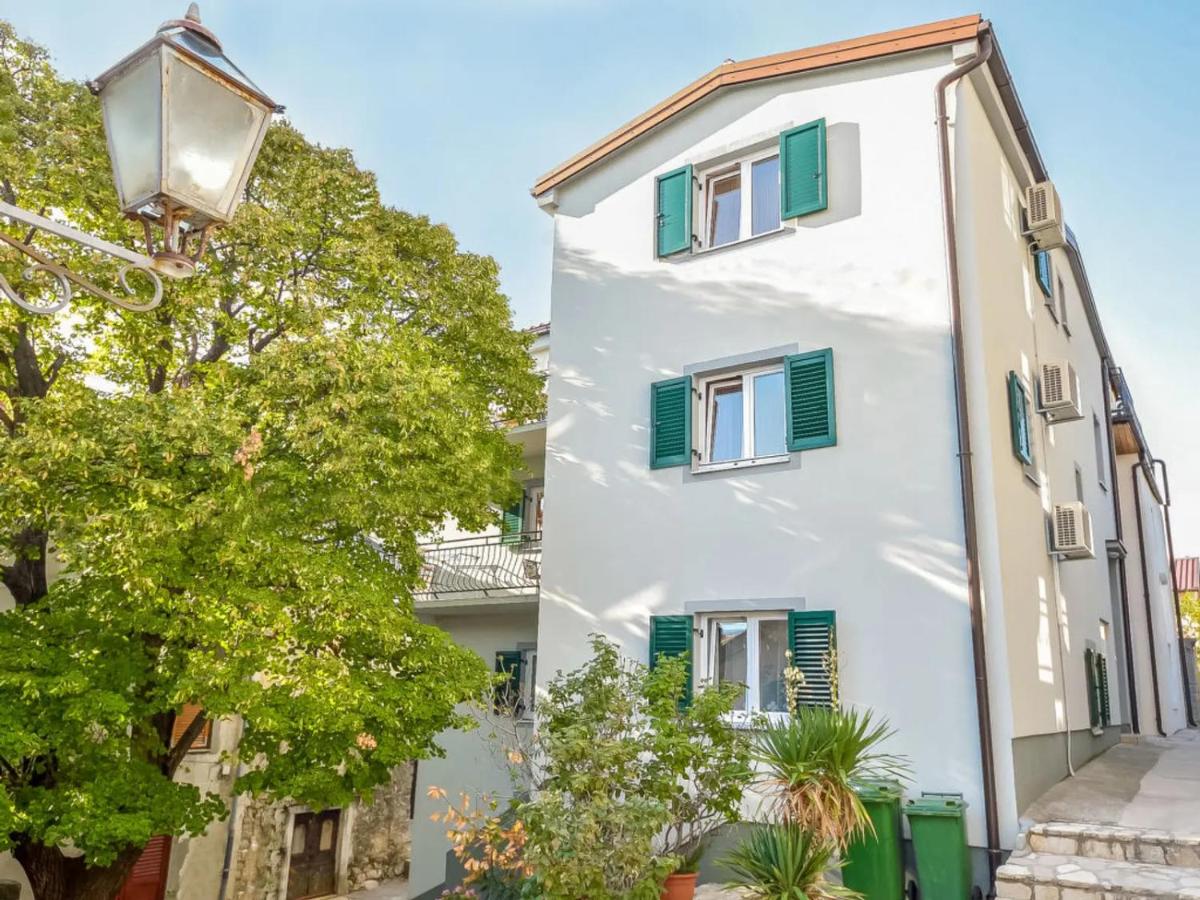 Apartments Angelina - 2min to the beach - Ferienwohnung Karlobag