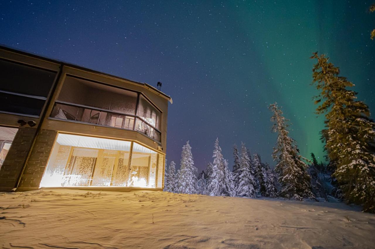 Aavalevi Peak Chalet, Ski-In Ski-Out With Mountain View - B&B