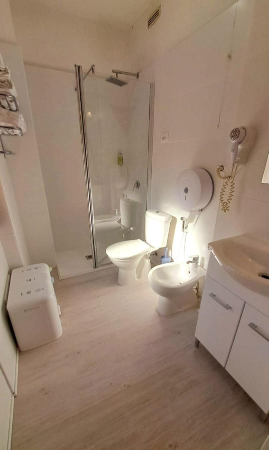Chambre Quadruple avec Salle de Bains Privative