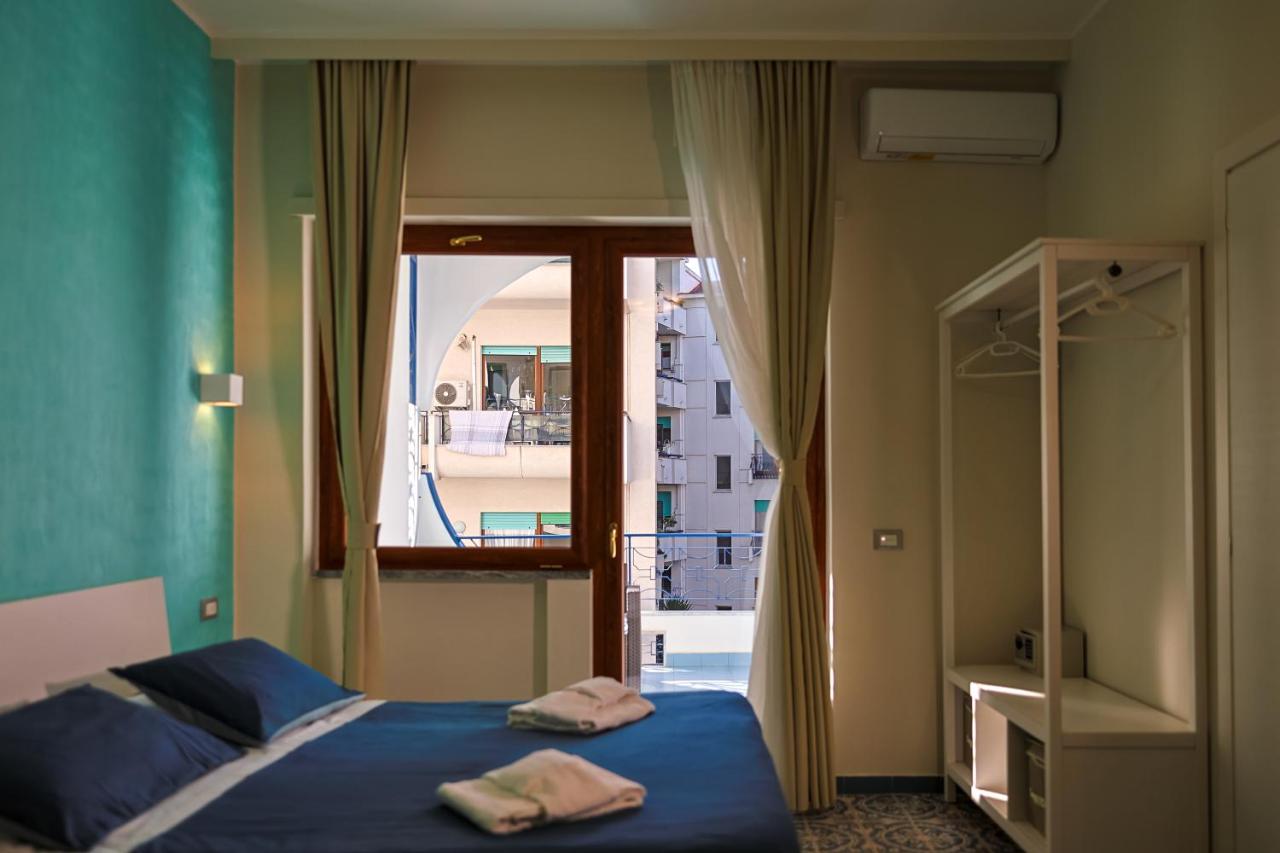 Triple Room with Terrace
