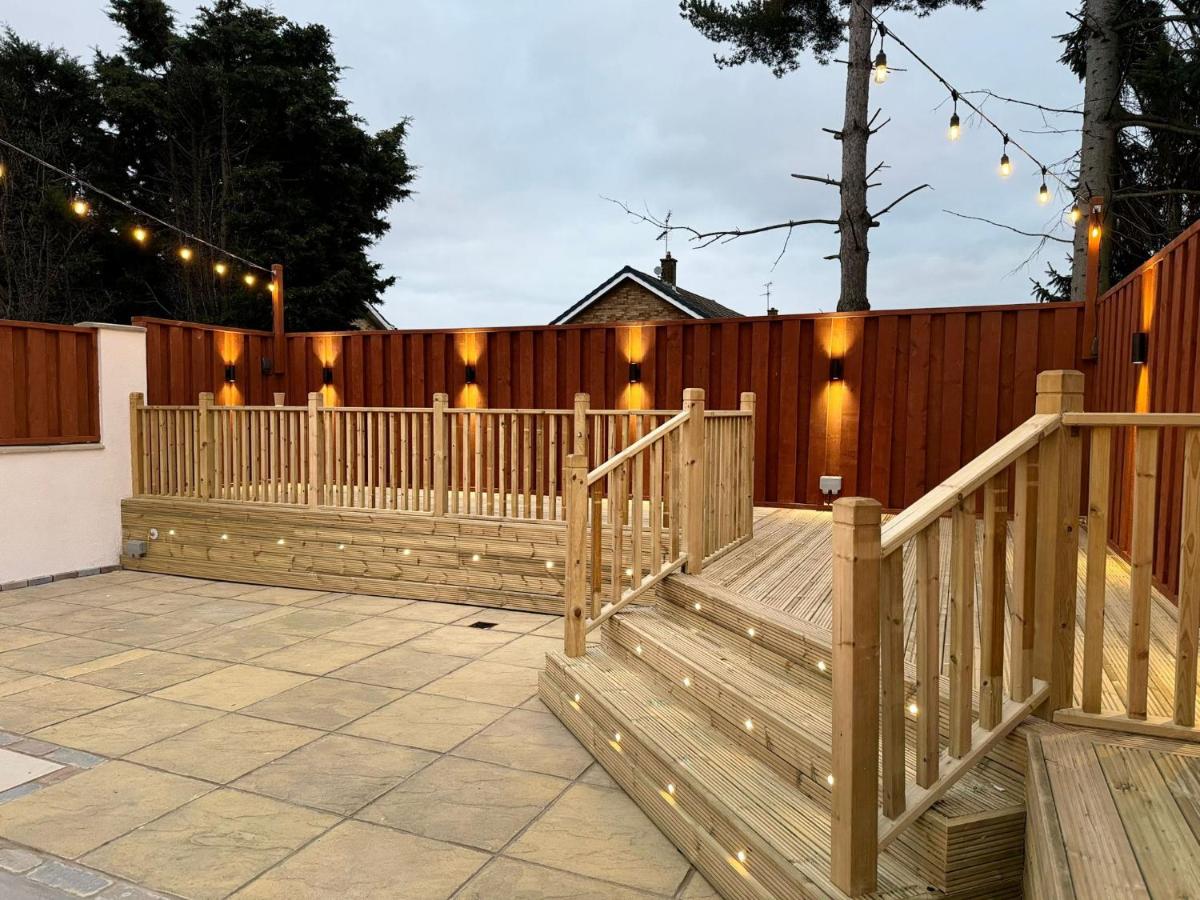 Large House for 21 - Nottingham City - B&B