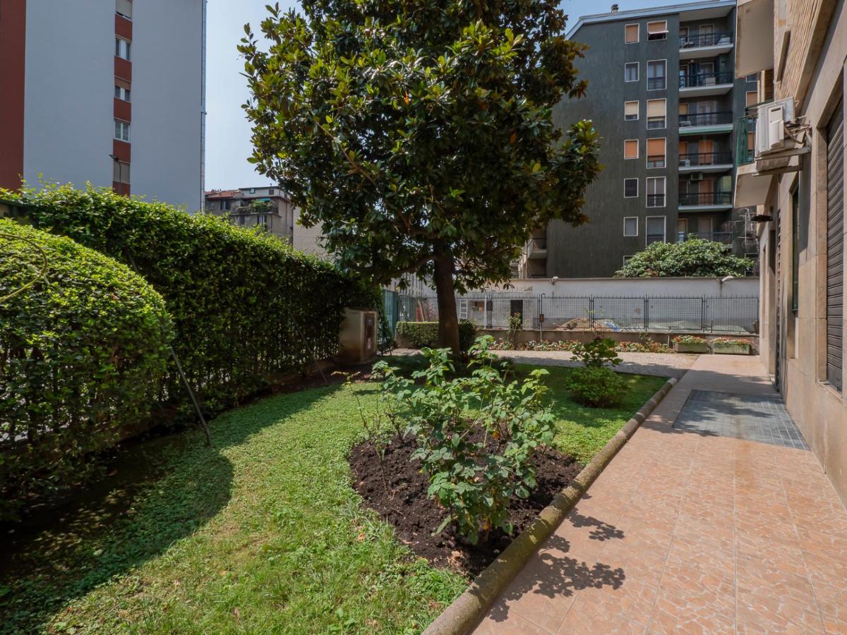 Milano Romantica, Metro a 20m, Duomo e Centrale a 10 min, Isola - B&B Milano