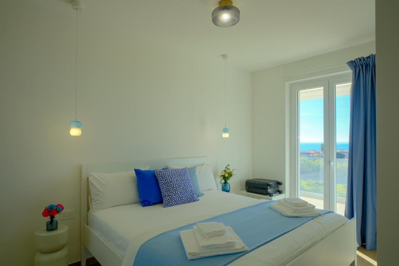 Deluxe Doppelzimmer mit Balkon und Meerblick