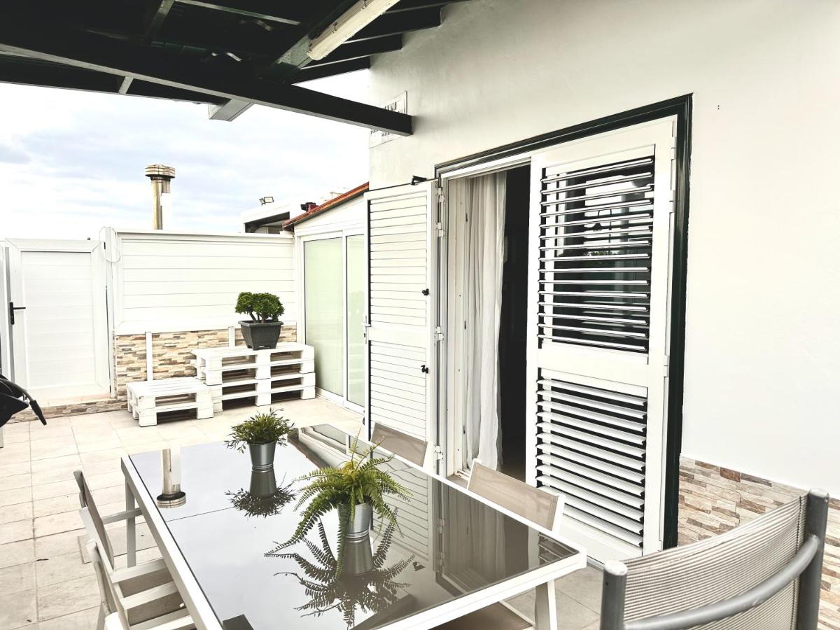 Pambnb - House next to the Beach, Terrace, Fiber Wi-Fi, BBQ - B&B