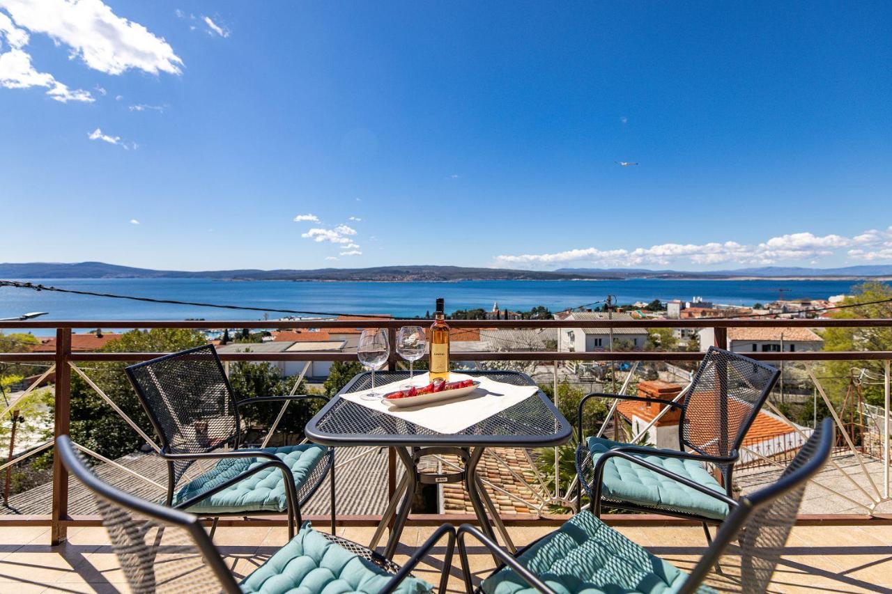 Modernes Apartment mit traumhaften Meerblick, nur 400 Meter zum Strand - Chambres d'hôtes Crikvenica