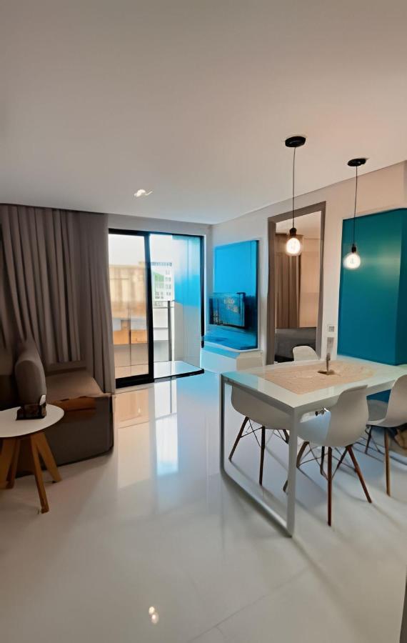Apê luxo a Beira Mar p/4 pessoas - B&B