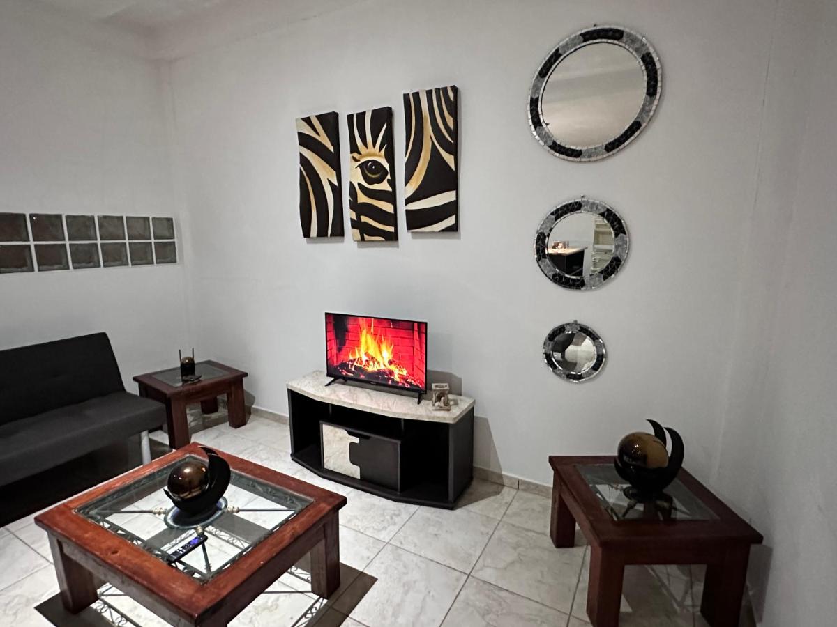 Suite #2B cerca Auto Mex-Qro. - B&B