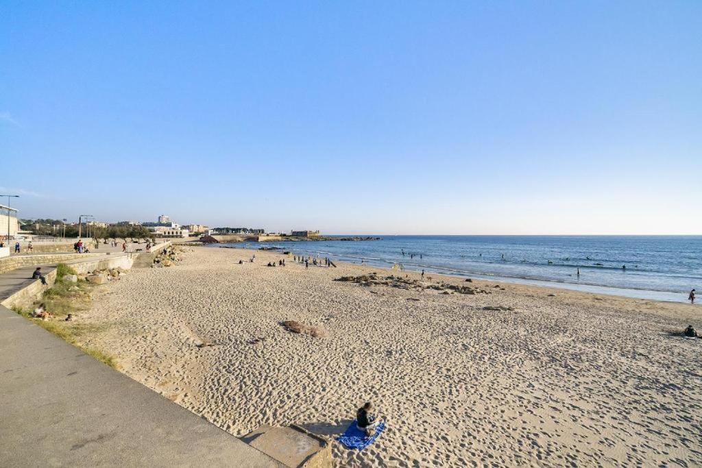 Ocean Front 2bed Luxury w/ Elevator Parking WI-FI - B&B