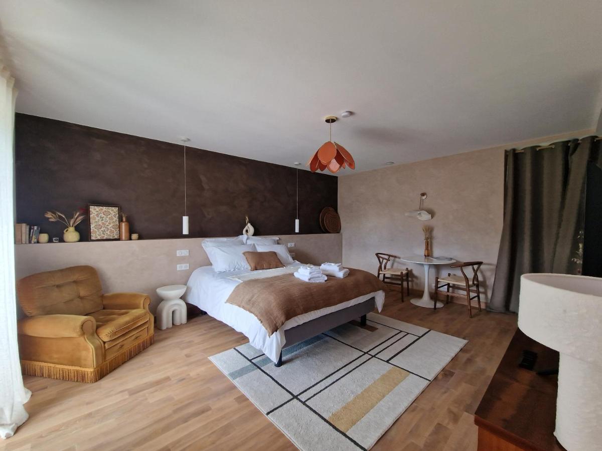 Queen Room with Pool View