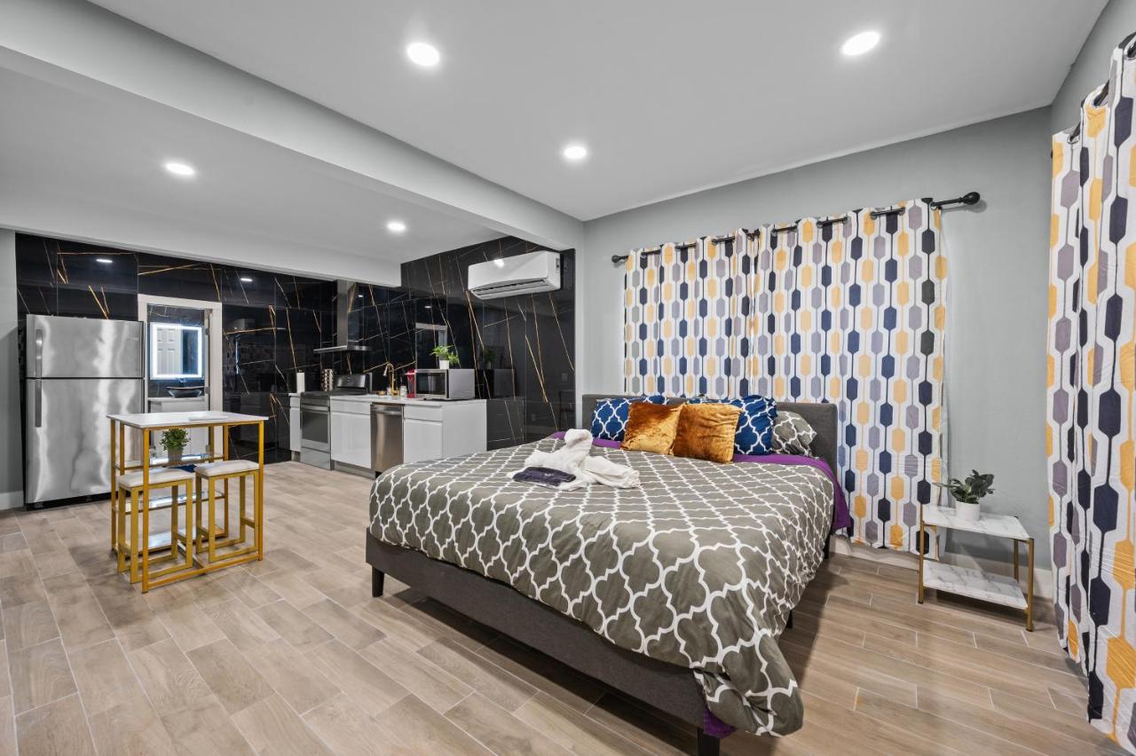 Charming Midtown Studio with Free Parking - B&B