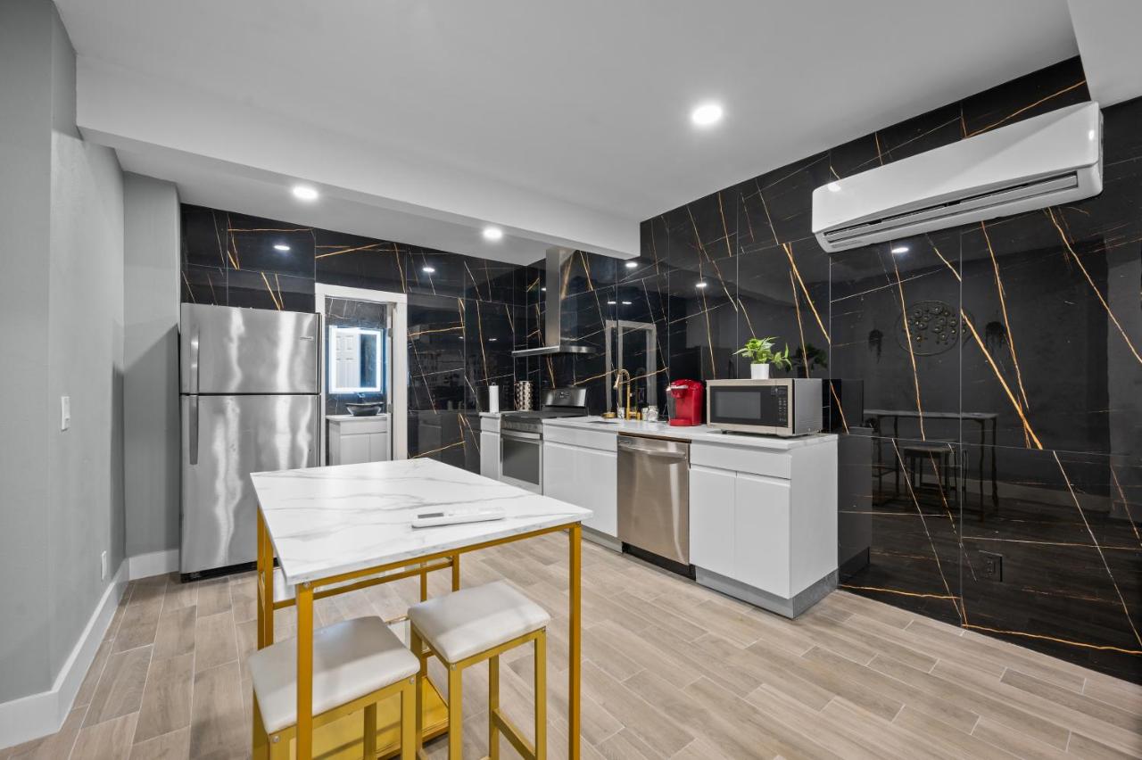 Charming Midtown Studio with Free Parking - B&B Houston