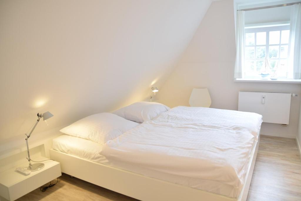Schöne Reetdachanlage in Westerland in südlicher Richtung gelegen - Chambres d'hôtes Westerland