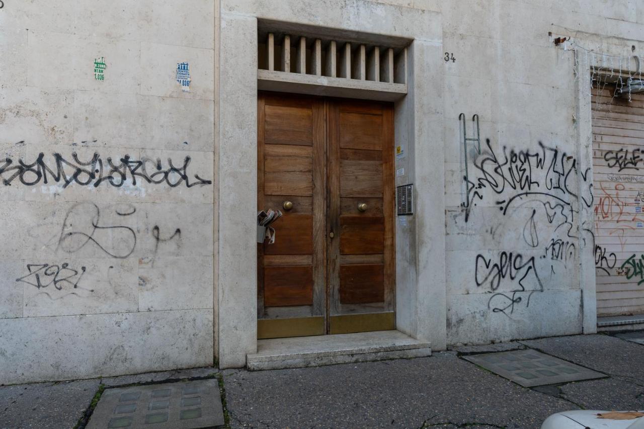 ALMA SUN ROOMS Testaccio Heart of Rome - Bed and Breakfast Rome