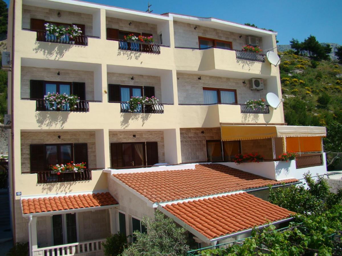 Apartments Villa Sunce - Ferienwohnung Dugi Rat