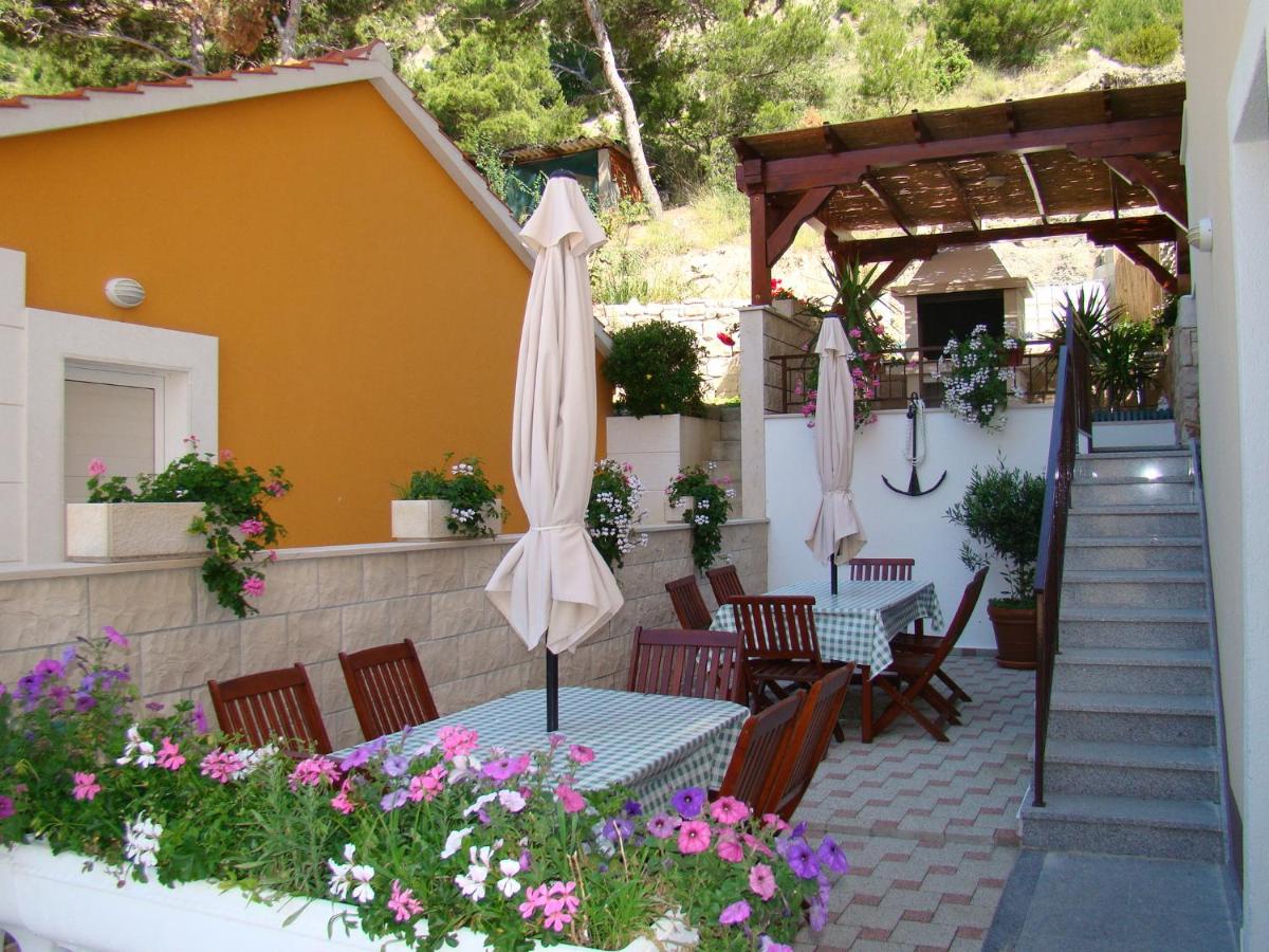 B&B Dugi Rat - Apartments Villa Sunce - Bed and Breakfast Dugi Rat