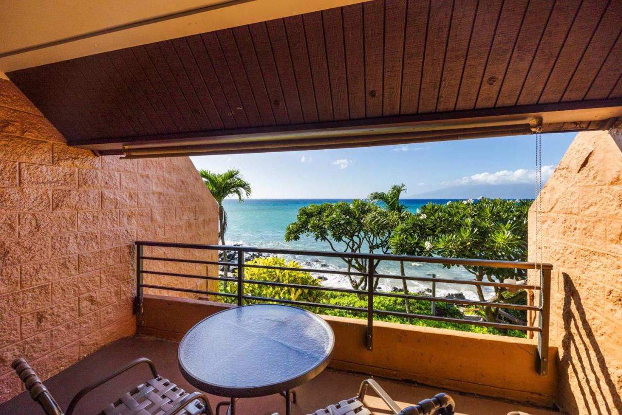 Kuleana Club #410 Oceanfront 1 bedroom 1 bathroom - Gated 2nd Fl - Chambres d'hôtes Kahana