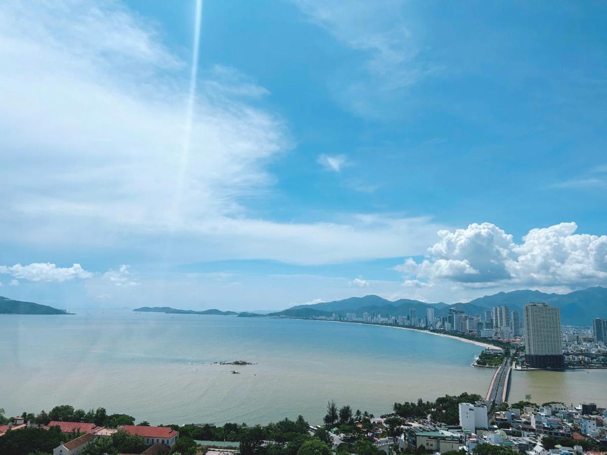 Loka House I Sea view Apartment I Nha Trang City - Chambres d'hôtes Nha Trang