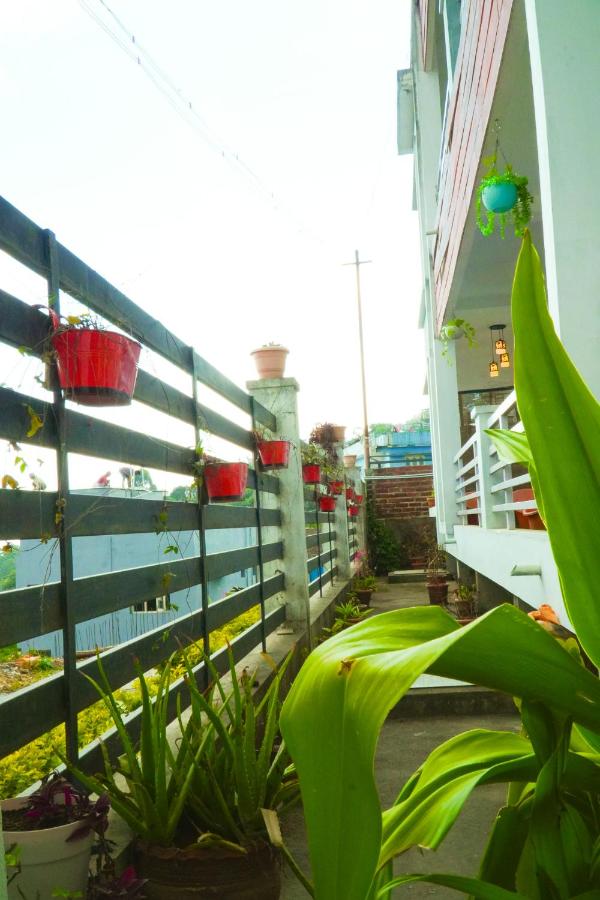 Melba Homestay at Kodaigate - B&B