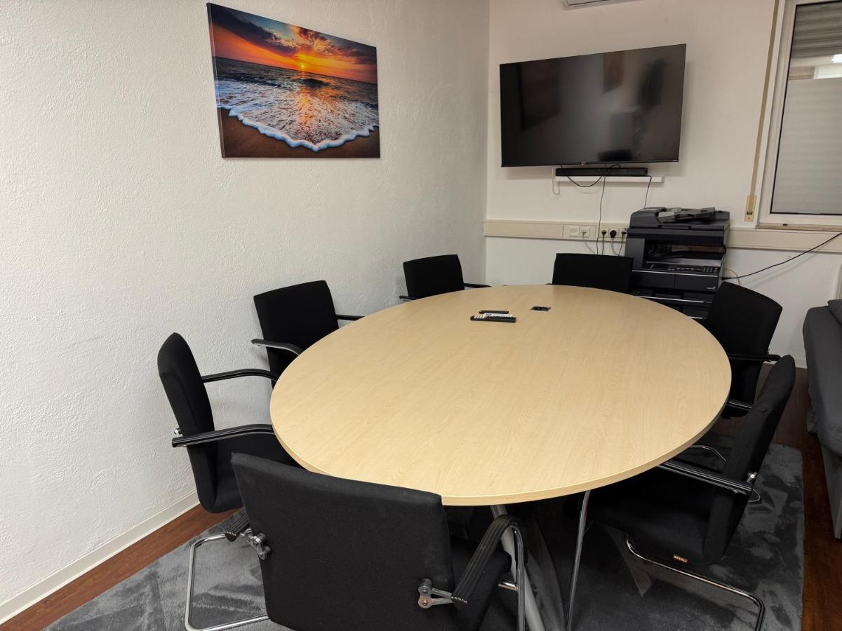 Modernes Office-Loft für 5 Personen - Ferienwohnung Oberboihingen