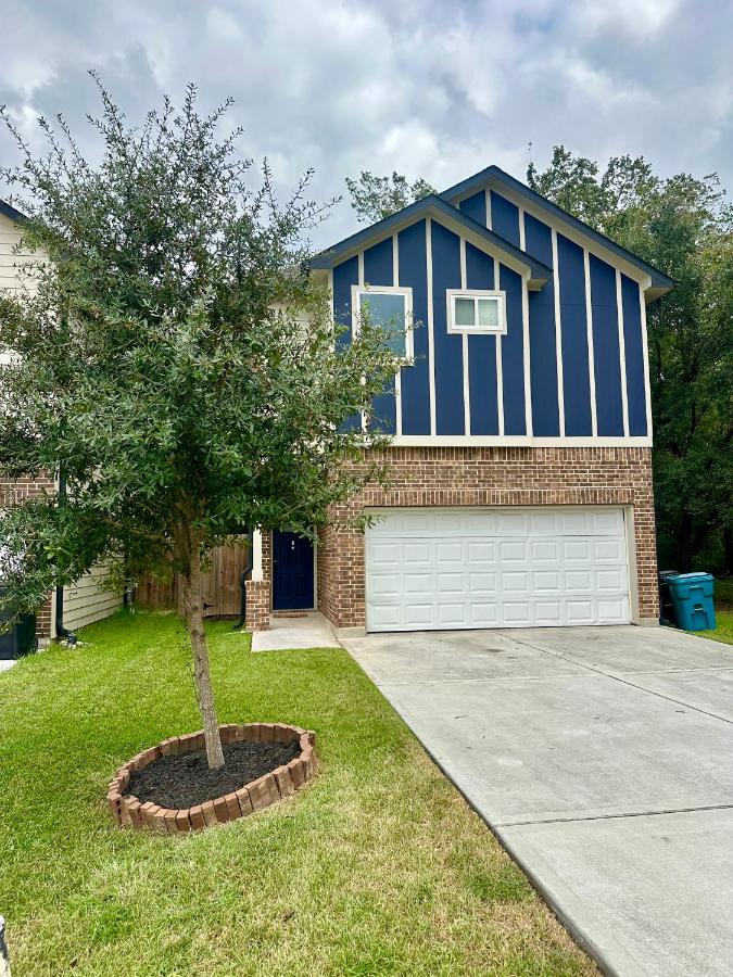 Urban Escape near Downtown, NRG, Med center & Galleria! - B&B