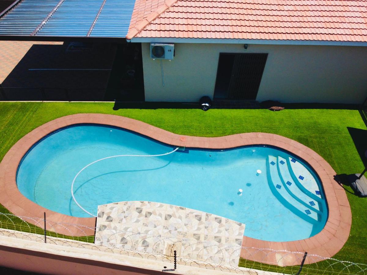 Ken Koral Bed and Breakfast - Ferienwohnung Gaborone