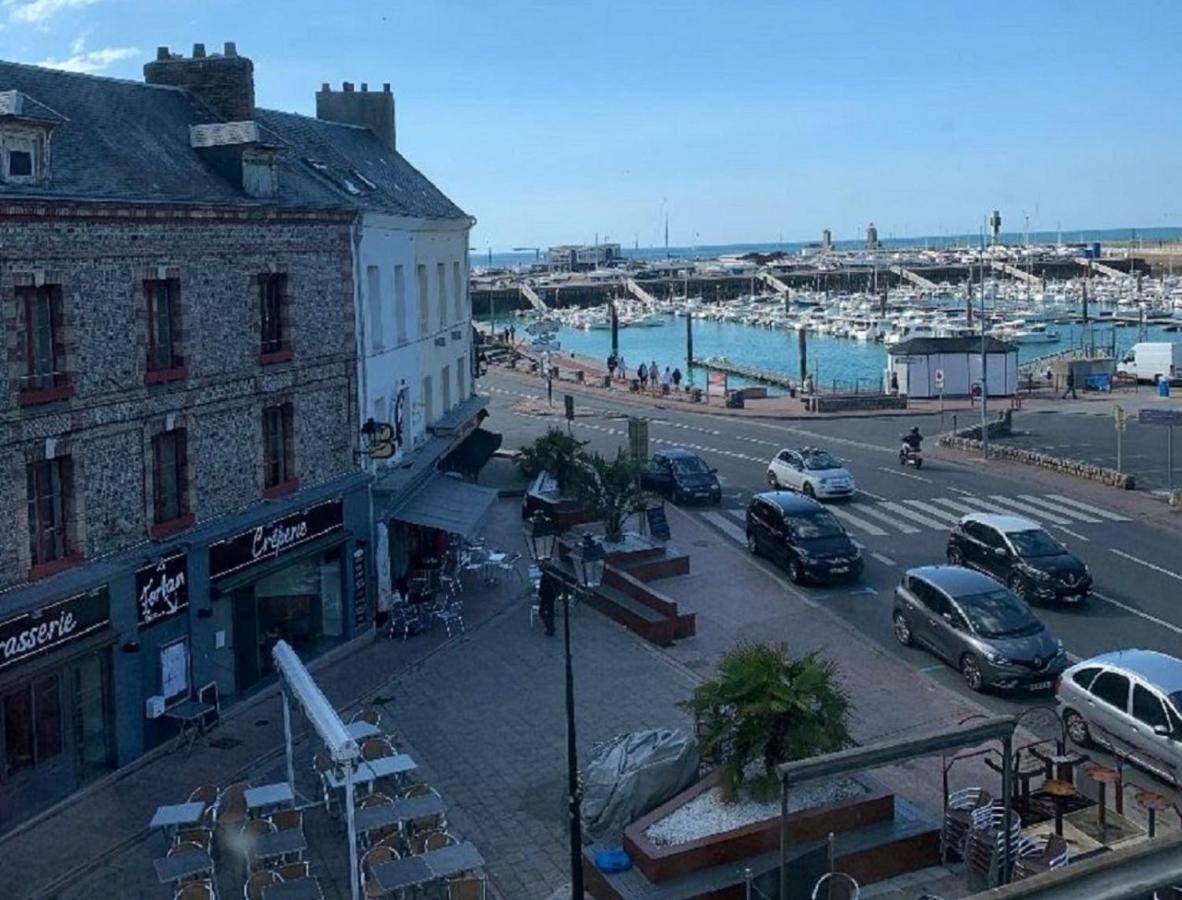 LE SEMAPHORE vue port et mer Fécamp - B&B