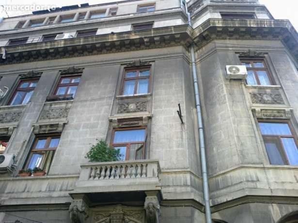 Downtown, close to Old Town, Family friendly - IVO10 - B&B Bucarest