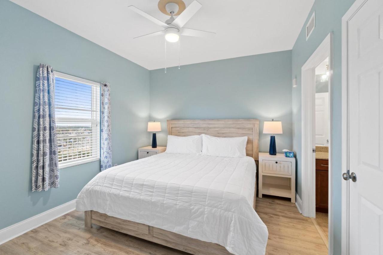 One-Bedroom Apartment with Balcony