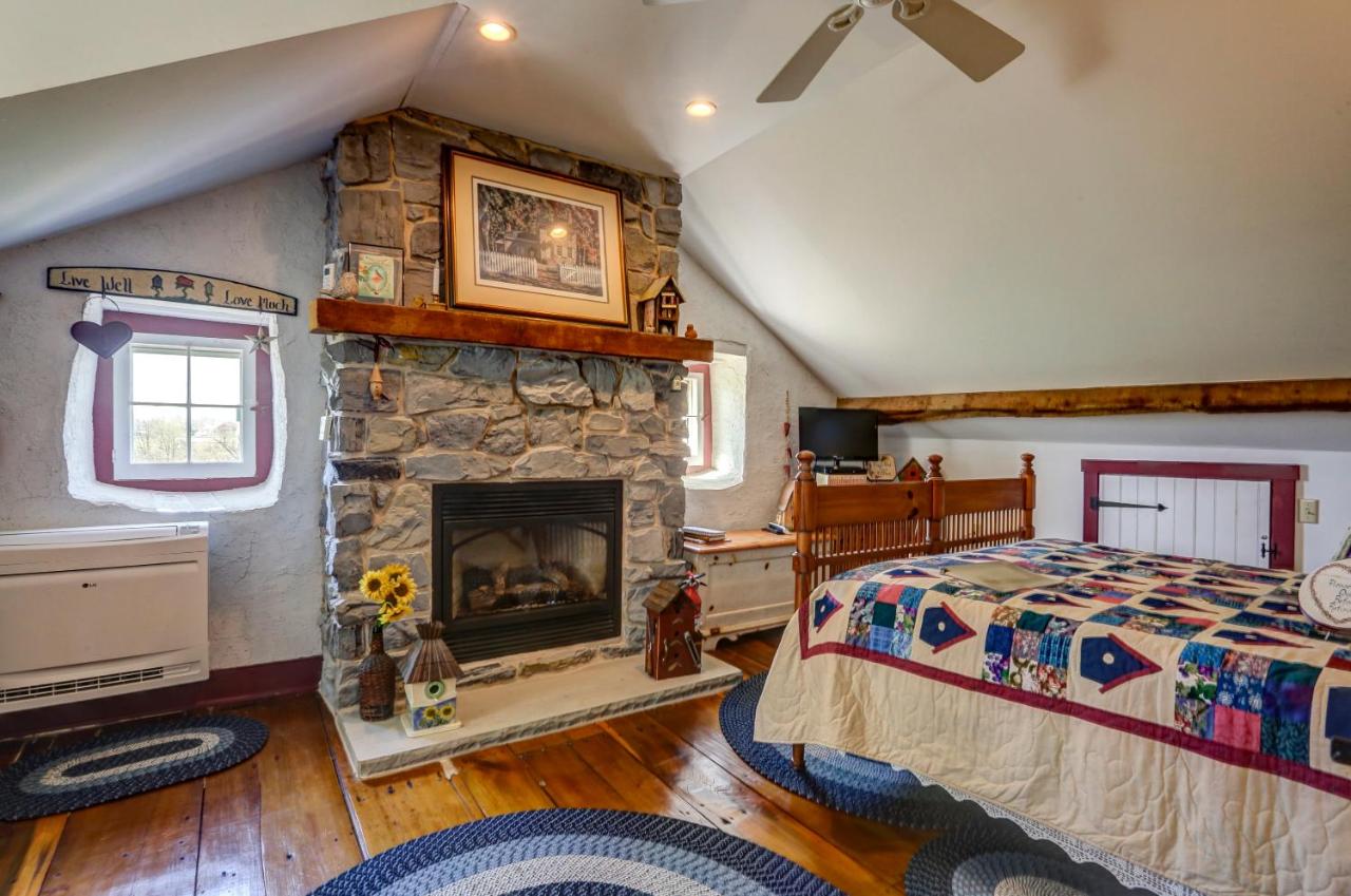 Deluxe Double Room with Bath