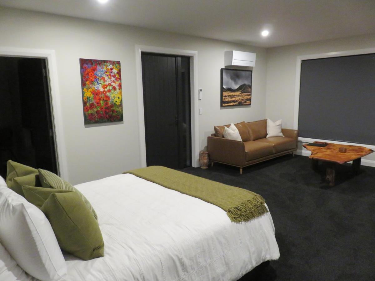 Broadwater Farm Accommodation - Bed and Breakfast