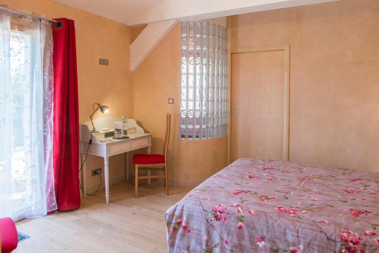 Double or Twin Room with Garden View