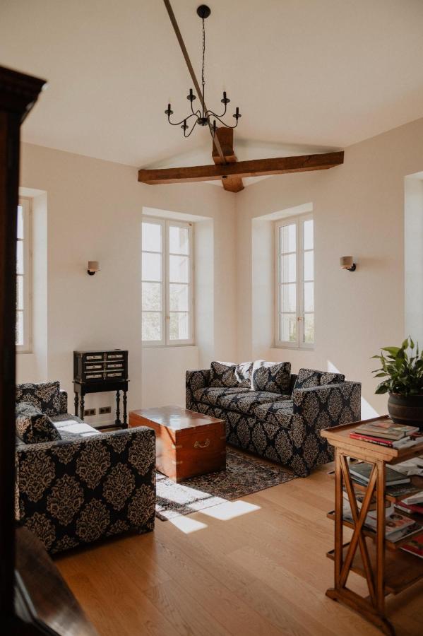 Kleine Tweepersoonskamer met 2 Aparte Bedden