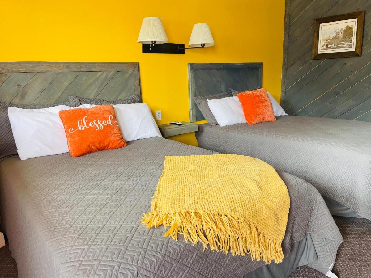 Deluxe Double Room with Bath