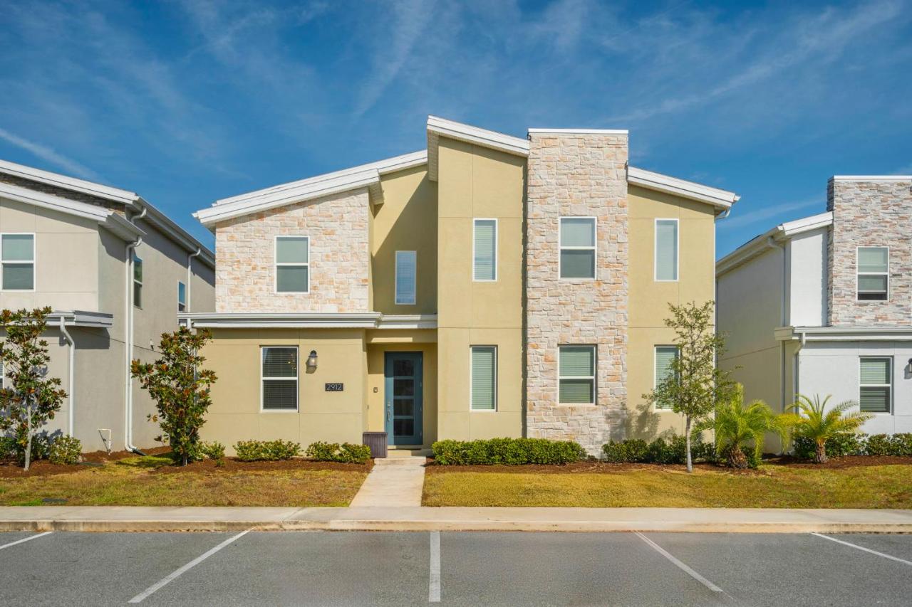 2912 Storey Lake new game room 24 guests poolspa - B&B Kissimmee