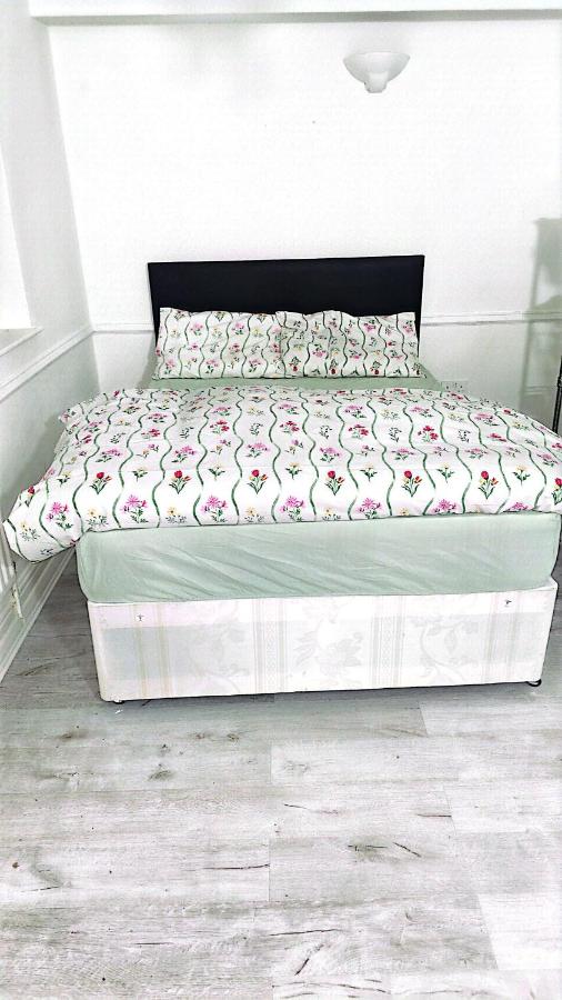 266-68 Bethnal Green Road, London - B&B London