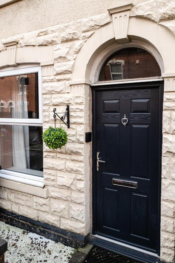 Lowell Street - Cosy 2 Bedroom Home in Worcester! - Chambres d’hôtes