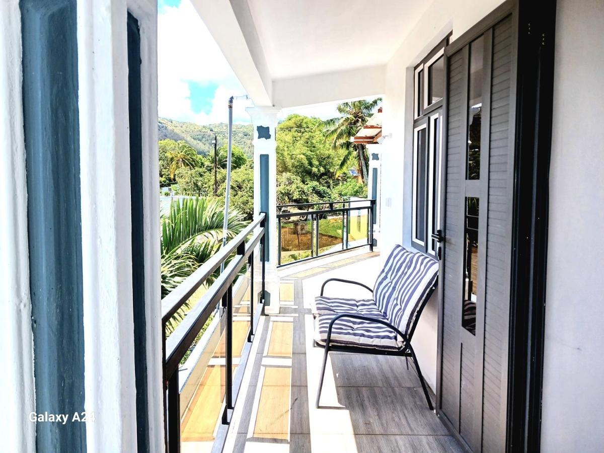 Doppelzimmer mit Balkon