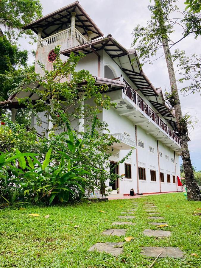 SkyWalker Guest House - B&B