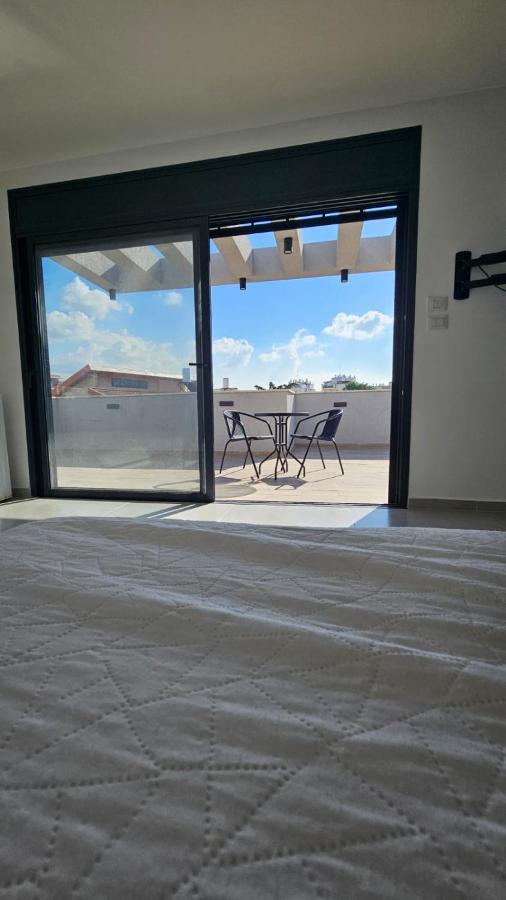 B&B Amit 15 minutes from the airport - אירוח כפרי עמית 15 דקות משדה תעופה - B&B
