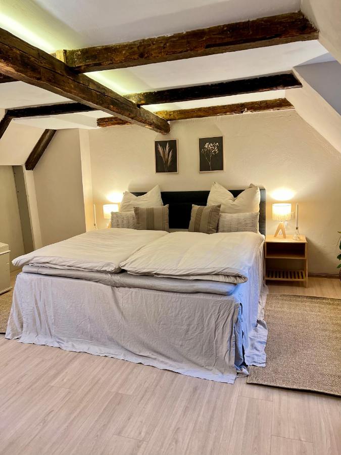 Ferienhaus am Markt - ANNO 1708 - App 2 - Ferienwohnung Aschersleben