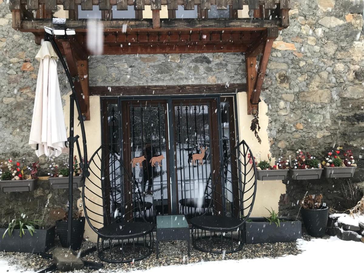 AU SOMMET DES NARCISSES - Bed and Breakfast Albiez-Montrond