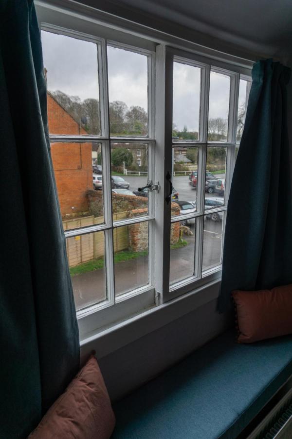 Deluxe Double Room with Shower