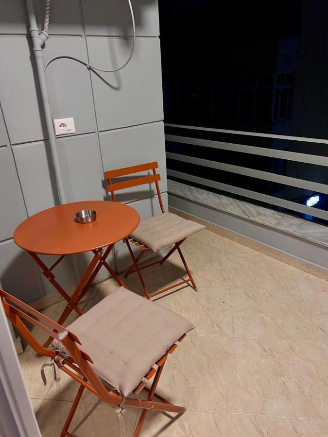 Two bedroom Apartment - Tirana - Bed and Breakfast Tirana